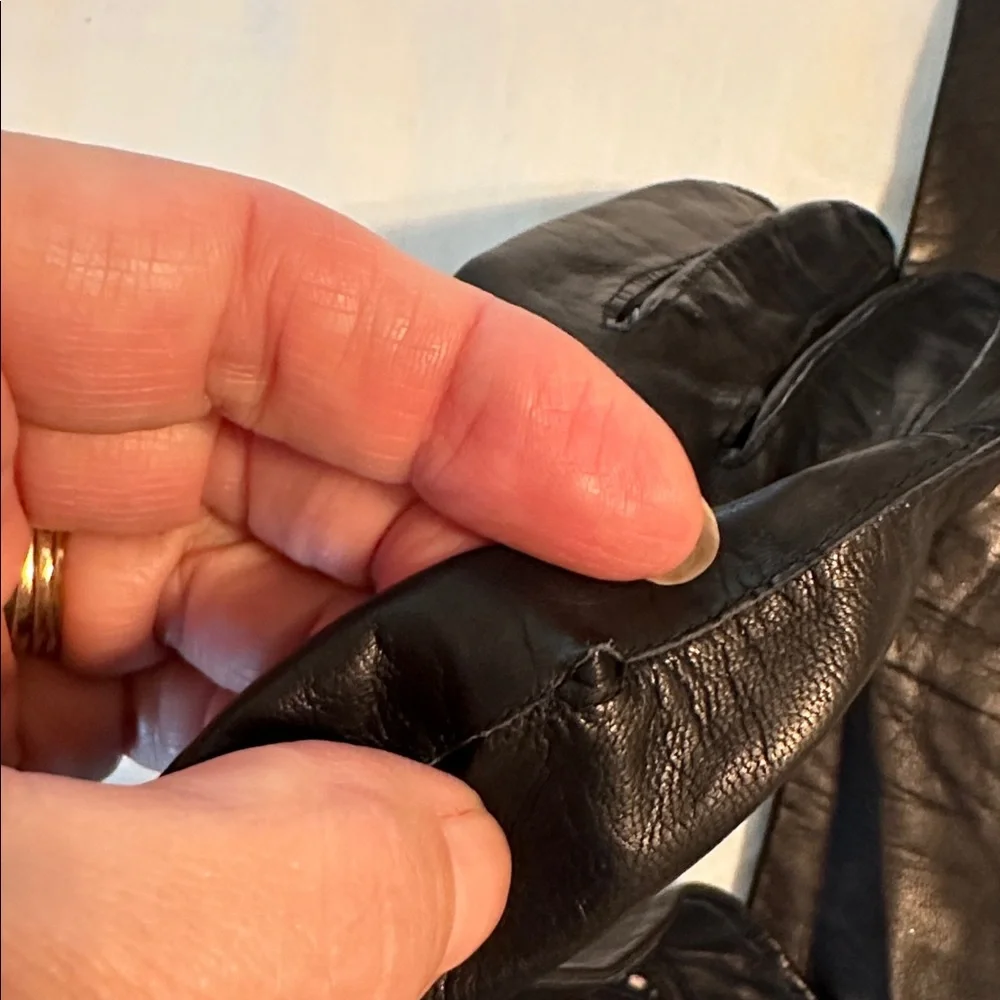 Vintage NWOT Dead Stock‎ Long Black Leather Gloves with Embroidered Design
